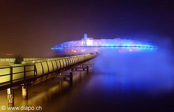 70 - le Nuage de l'Arteplage d'Yverdon de nuit