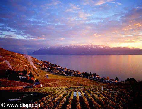 151 - Villette au coucher de soleil