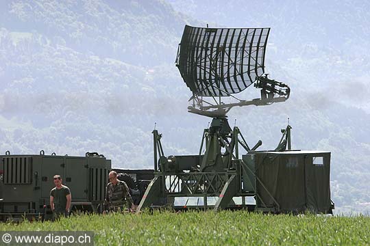 856 - Sur les hauteurs de Vevey en Suisse un important dispositif de scurit arien franco-suisse et mis en place.