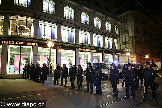 943 - Emeutes  Genve - 1er juin