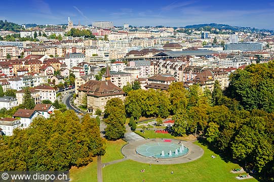 11961 - Photo - Suisse - Lausanne - vue arienne du centre ville - switzerland