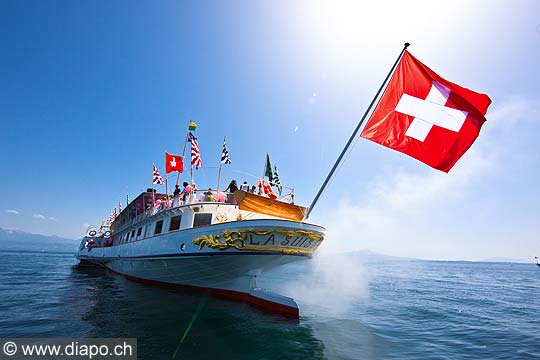 11998 - Photo : Suisse - Bateau de la CGN La Suisse sur le Lac Lman