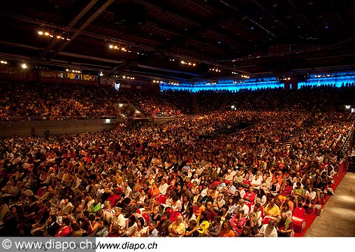 12725 - Photo: Tenzin Gyatso, le dala-lama, le plus haut chef spirituel du Tibet  Lausanne en Suisse