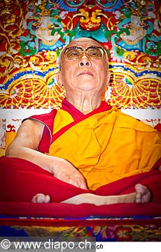 12744 - Photo: Tenzin Gyatso, le dala-lama, le plus haut chef spirituel du Tibet  Lausanne en Suisse