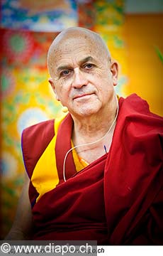 12751 - Photo: Matthieu Ricard avec Tenzin Gyatso, le dala-lama, le plus haut chef spirituel du Tibet  Lausanne en Suisse