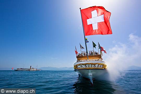13032 - Photo : Suisse - Bateau de la CGN La Suisse sur le Lac Lman