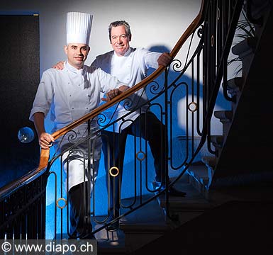 13131 - Philippe Rochat, qui prend sa retraite, remet son restaurant gastronomique  son fidle cuisinier Benot Violier