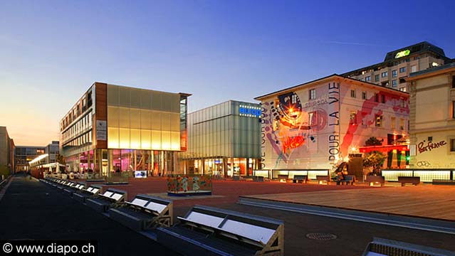 2659 - Lausanne , place du Flon