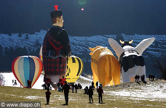 2860 - Semaine internationale de ballons  air chaud  Chteau d'Oex