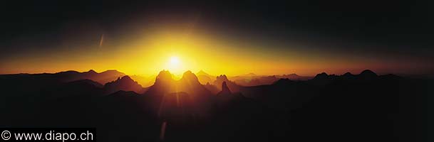 3219 - Depuis L'Assekrem, dans massif de l'Atakor  presque 2700 mtres d'altitude