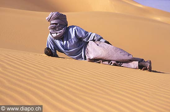 4066 - Niger, potrait nomade