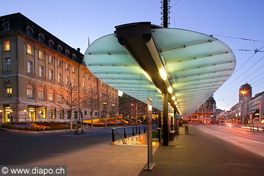 4511 - Lausanne, Place Chauderon