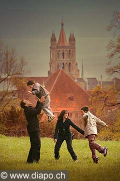 7502 - Suisse - Lasuanne en famille