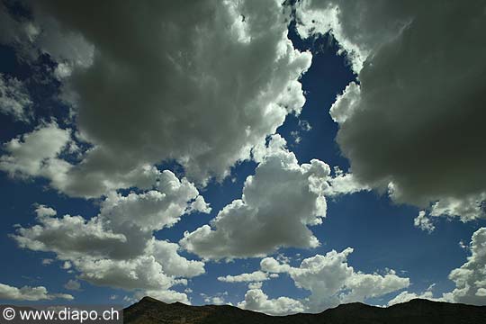 9174 - Photo : USA, Etats-Unis, ciel nuageux