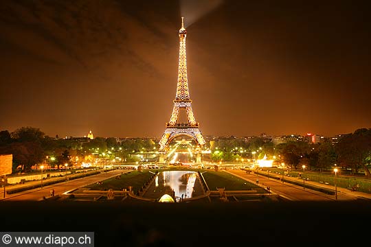 9179 - Photo : France, Paris, Tour Eiffel de nuit