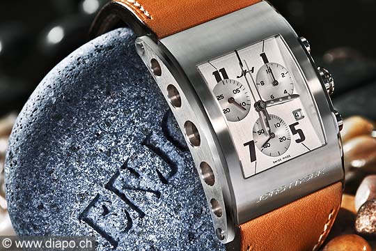 9507 - Photo de Montre Jorg Hysek