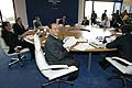 966 - Table ronde du G8 avec Berlusconi