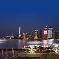 10082 - Photo :  Shanghai, district de Pudong de nuit, quartier des affaires, la tour de la perle de l\'Orient - TV Pearl Tower - Chine, China