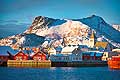 11135 - Photo :  Norvège,  Arctique, îles Lofoten, village de svolvaer sur l\'île de Austvagoy