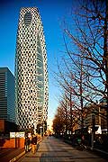 11799 - Photo :  Japon, Tokyo, quartier de Shinjuku, Mode Gakuen Cocoon Tower